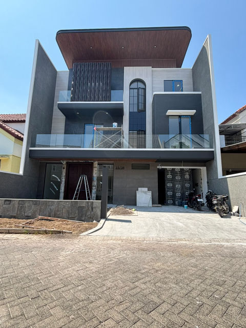Dijual Rumah Citraland Utama Cluster Puri Widya Kencana Baru Gress
